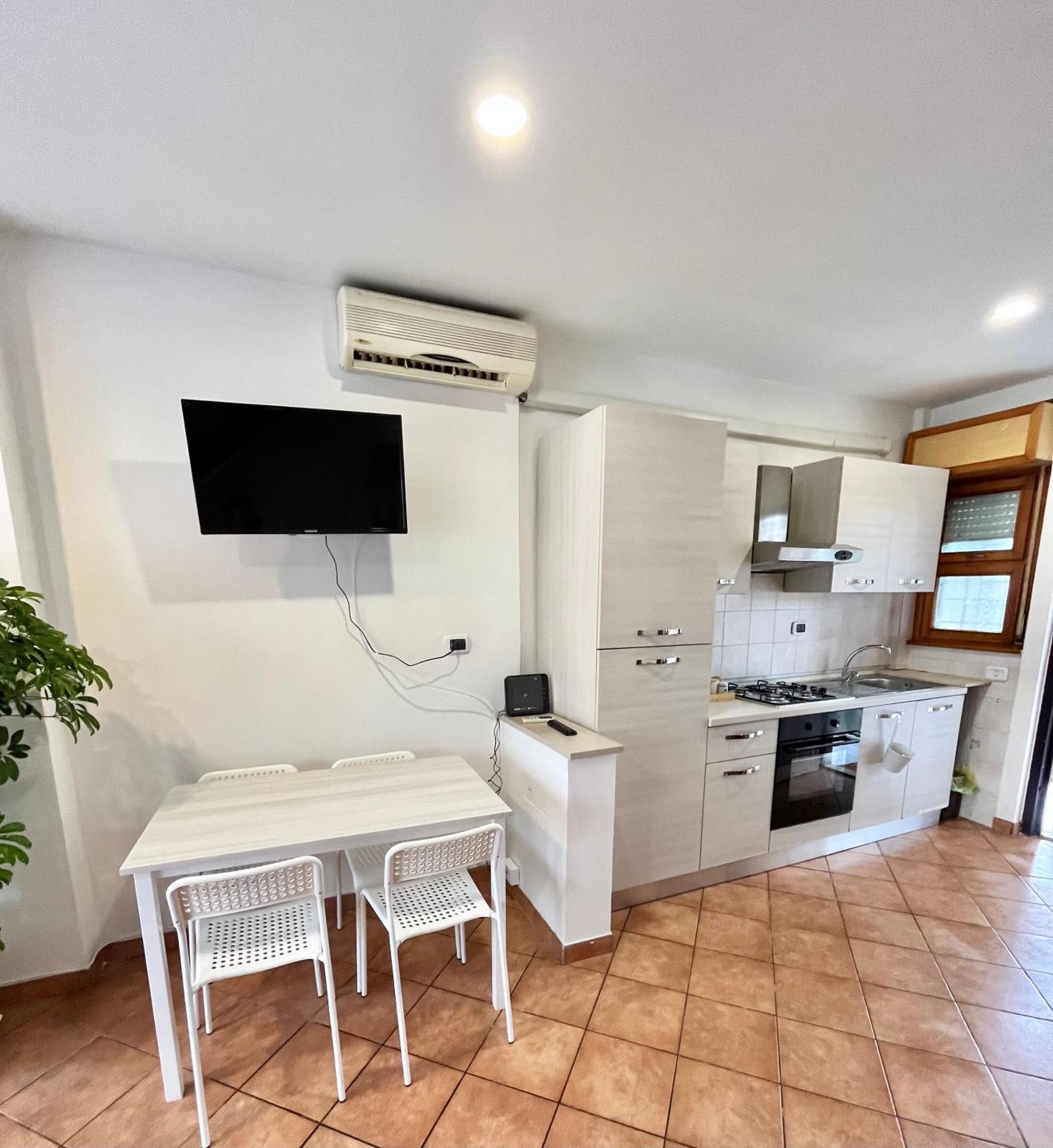 Lisa Apartment